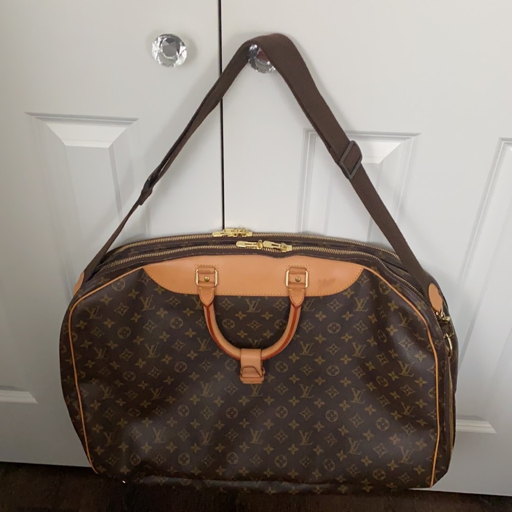 Authentic Louis Vuitton Garment Travel Bag